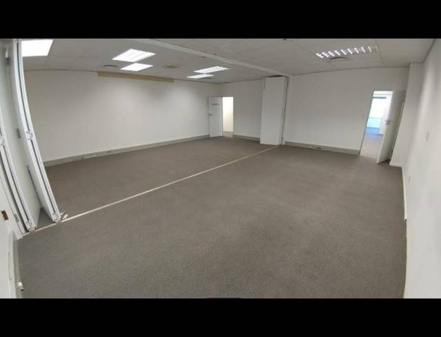1,876M² OFFICE TO LET IN TYGER VALLEY